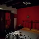 לינה וארוחת בוקר La Vecchia Forgia